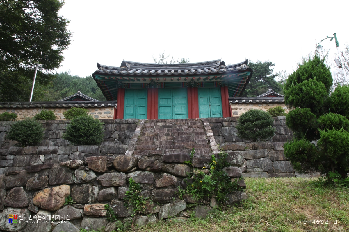 함안 함안향교 중 내삼문