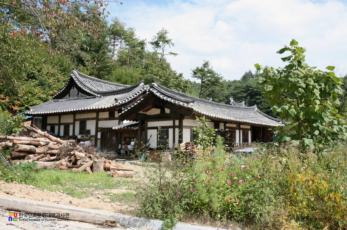 봉화 법전강씨 종택