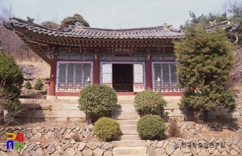 의왕 m 2 슬롯 극락보전 정면