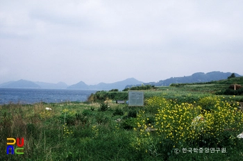 통영 연대도 패총