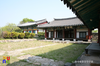 포항 장기향교 명륜당