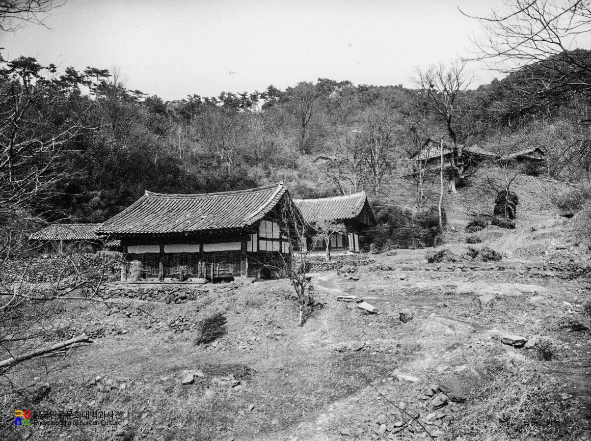 청양 장곡사 전경