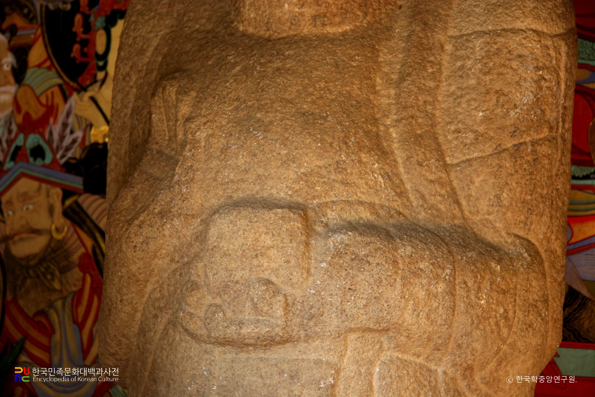 제천 덕주사 석조약사여래입상