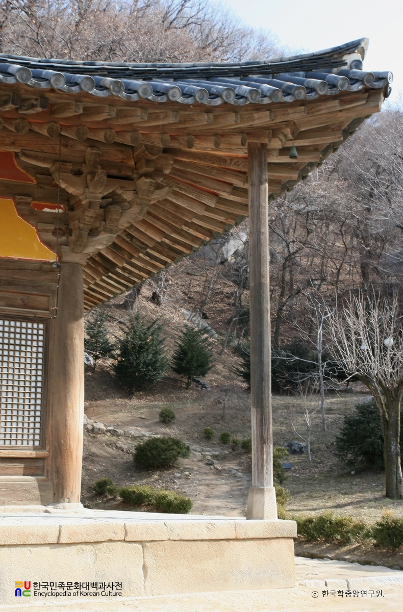 영주 부석사 무량수전 처마와 활주