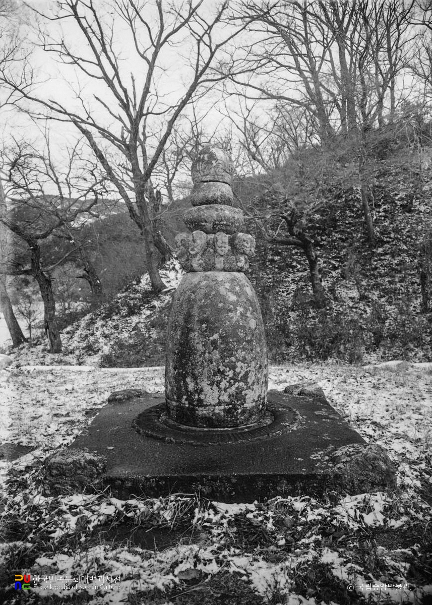 김제 금산사 금강계단의 석종