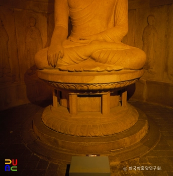 경주 석굴암 석굴 본존불 777 무료 슬롯 머신