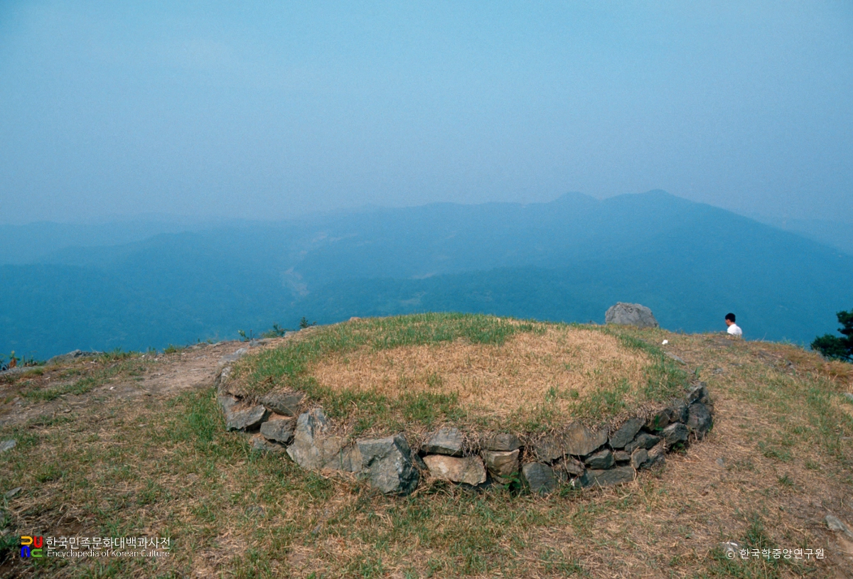 진천 김유신 탄생지와 태실