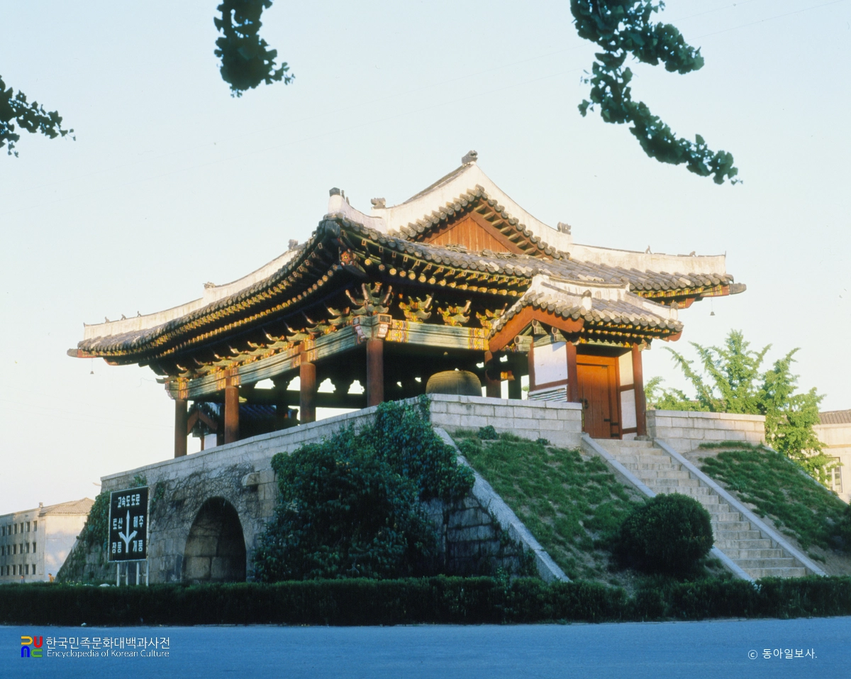 개성 남대문 정측면