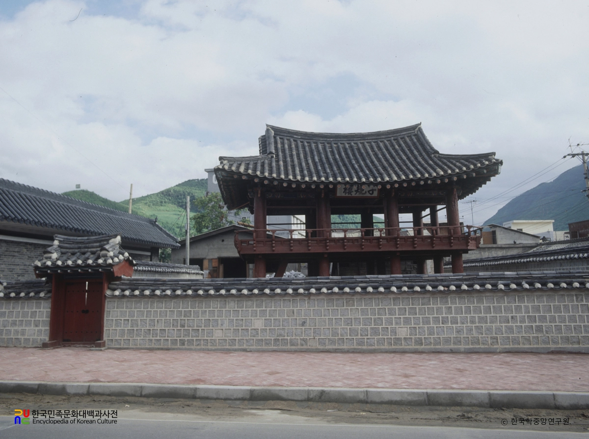 영월 자규루 및 관풍헌 중 자규루 전경