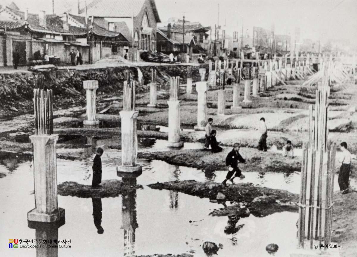 청계천 복개공사