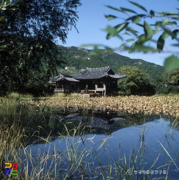 경주 서출지와 이요당