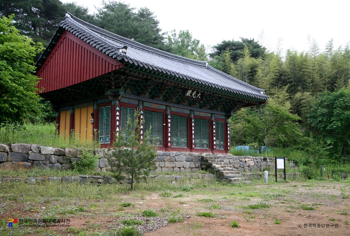 금산 신안사 대광전