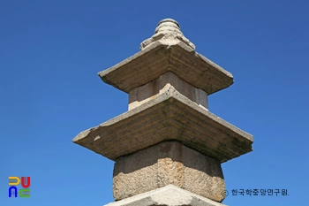 창녕 술정리 서 삼층석탑 탑신부