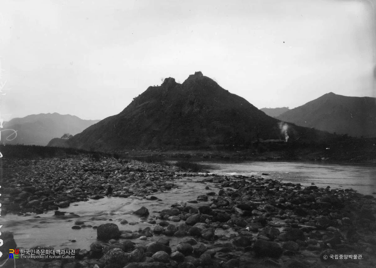 이천 고성진산성 전경