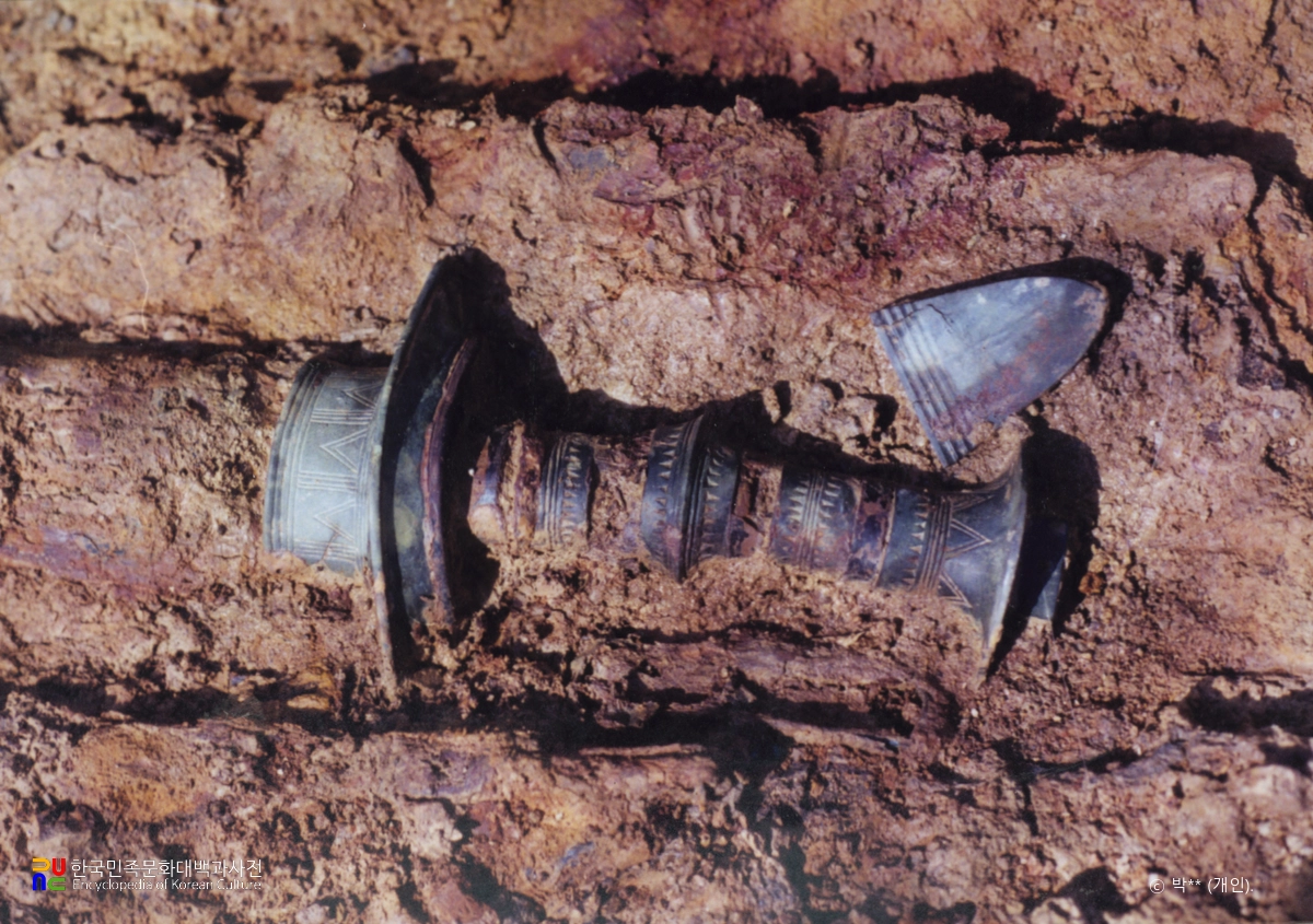 경주 사라리 유적 출토 유물 / 철제검