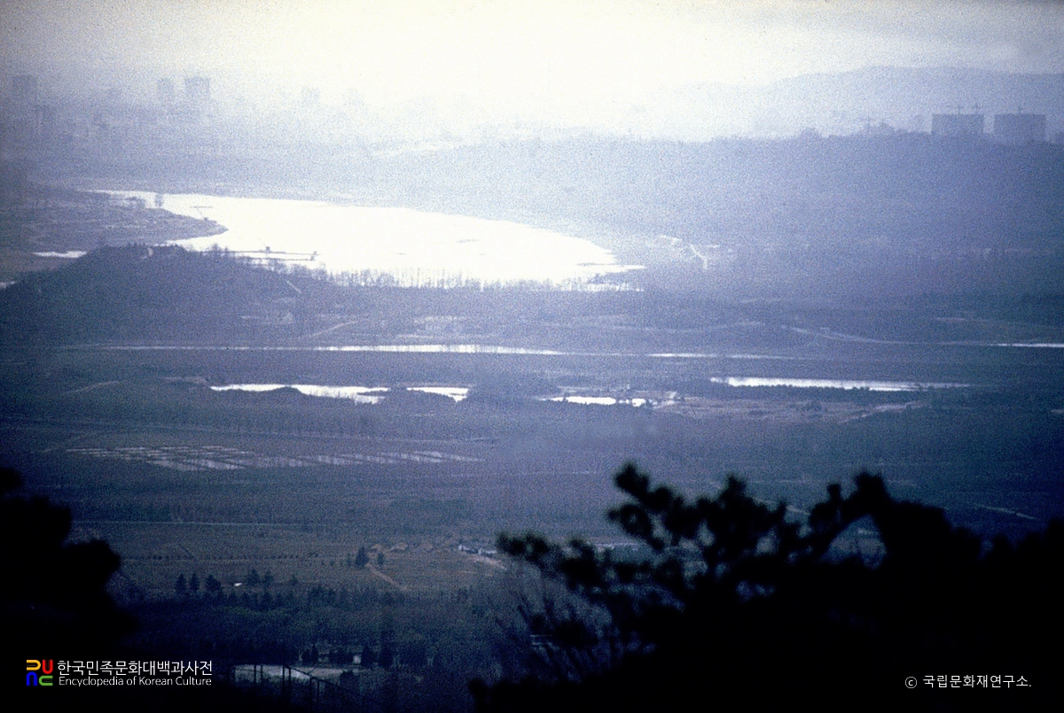 평양 금강사터 전경