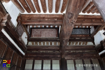 경남 고성 수림서원 중 강당의 상부가구