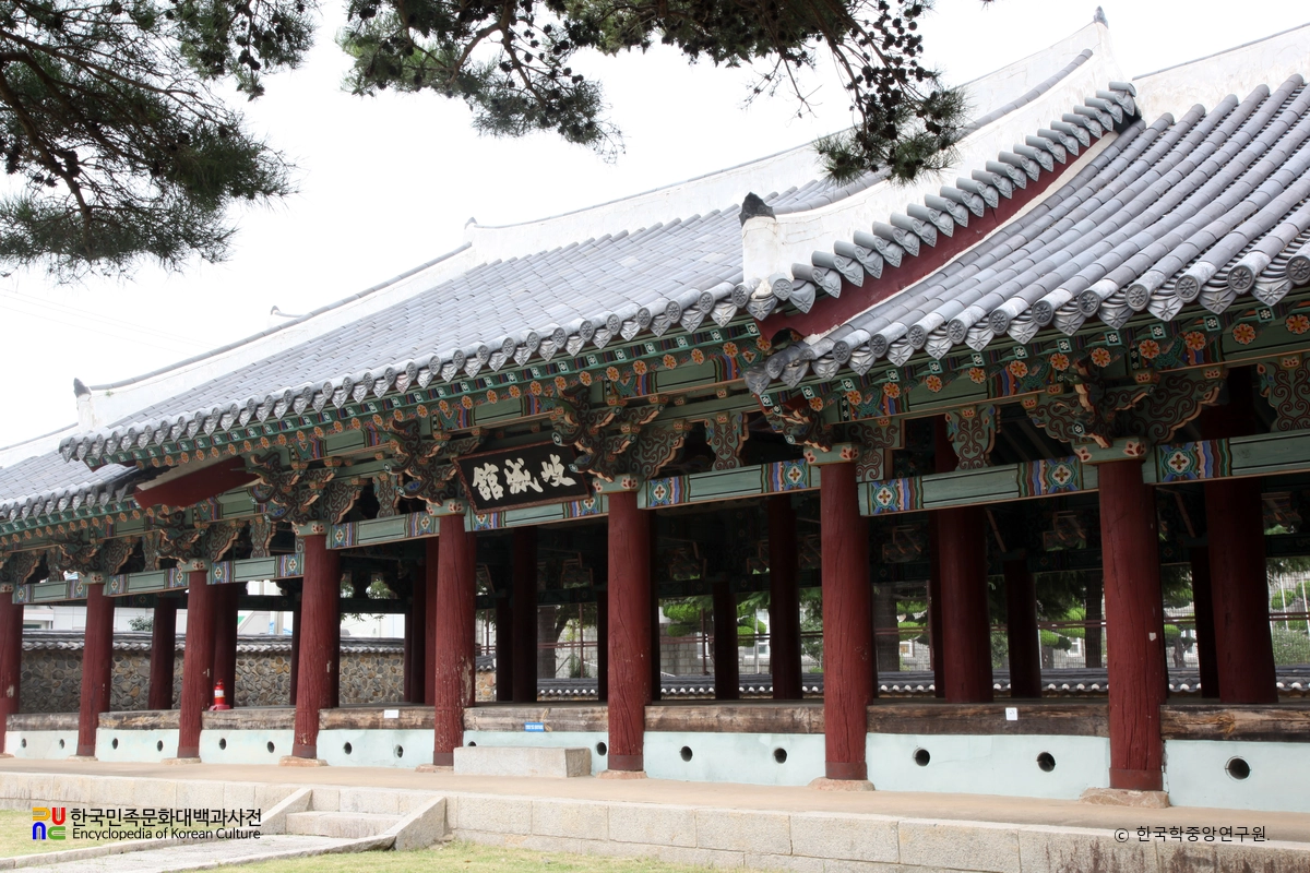 거제현 관아 중 기성관 정측면