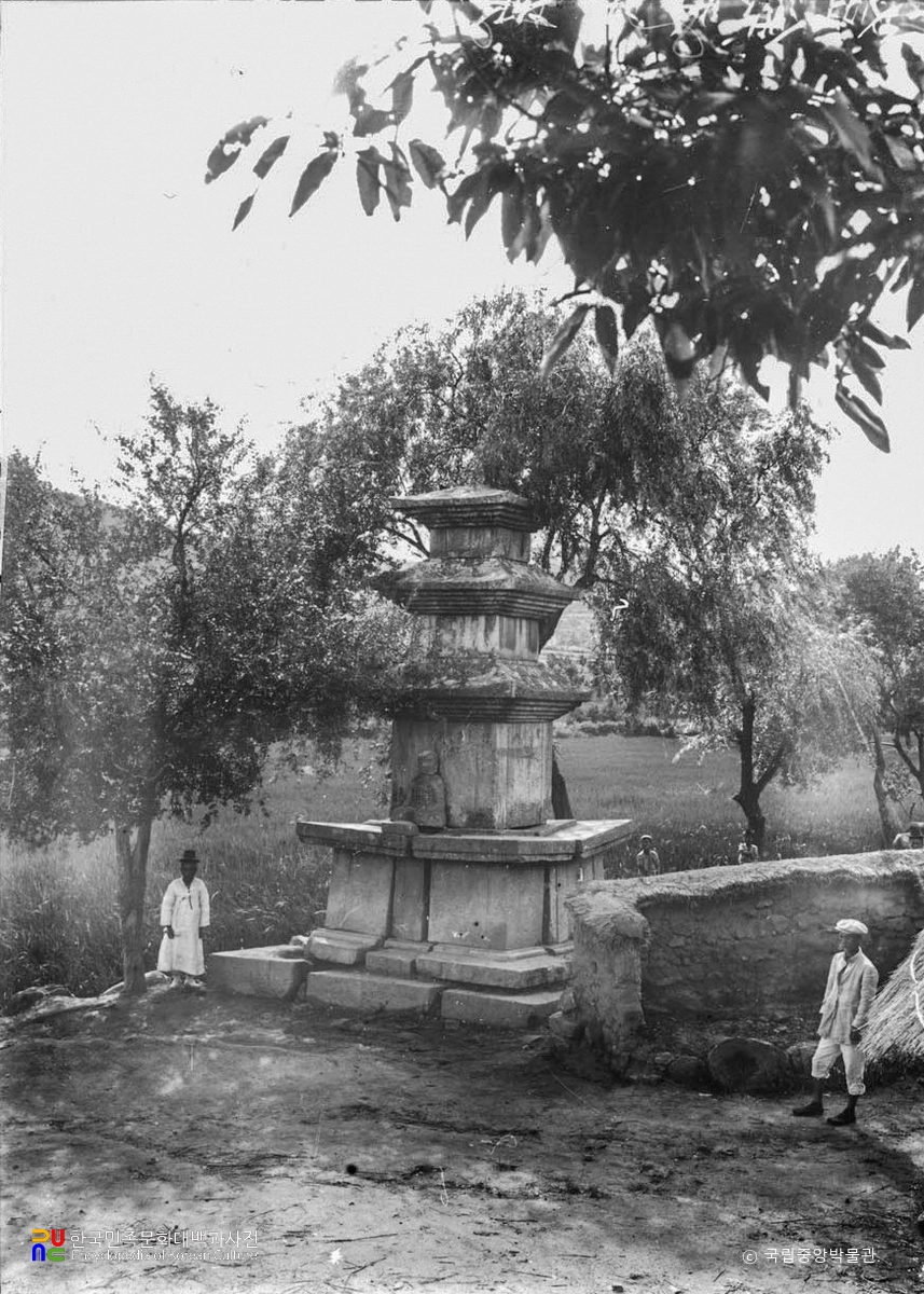 상주 화달리 삼층석탑 전경