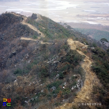 슬롯 머신 잘하는 법 삼랑성 중 성벽 전경