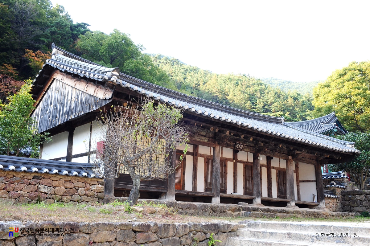 구례 천은사 중 첨성각 정측면