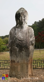 논산 덕평리 석조여래입상