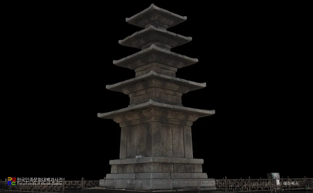 부여 정림사지 오층석탑 정측면