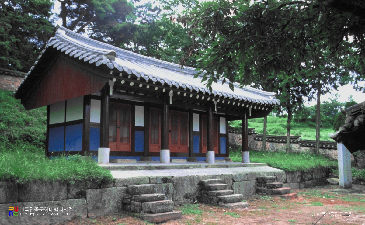 장흥 연곡서원 사당 측면