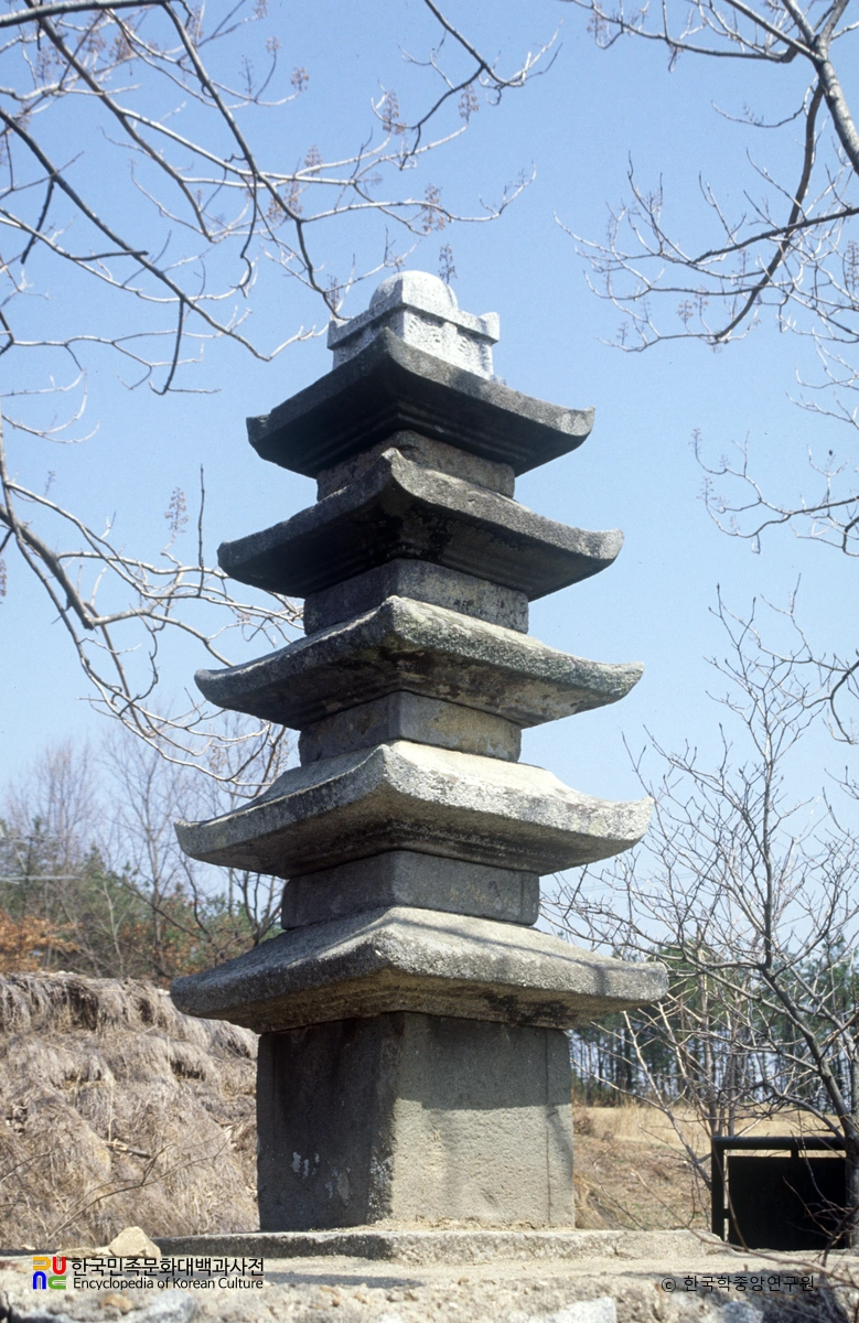 부여 세탑리 오층석탑