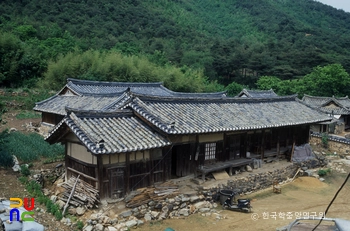 포항 오덕리 사우정 고택 전경