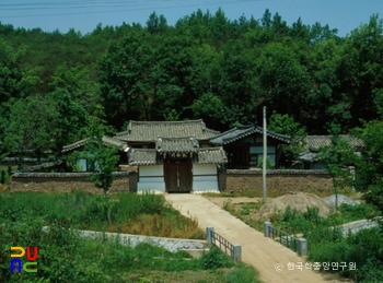 의성 우곡서원 전경