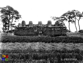 수원 화성 동벽 치성 봉수대