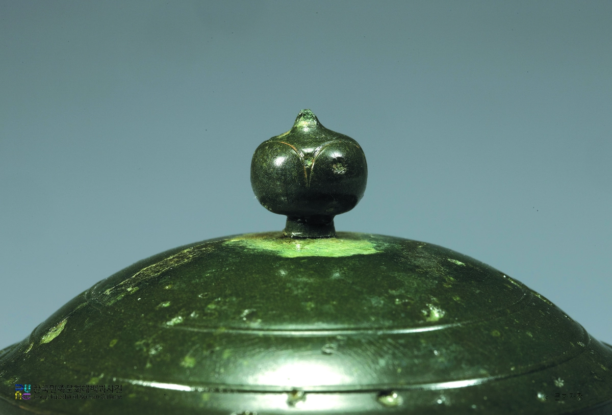 부여 왕흥사지 사리기 일괄 중 청동사리합의 뚜껑