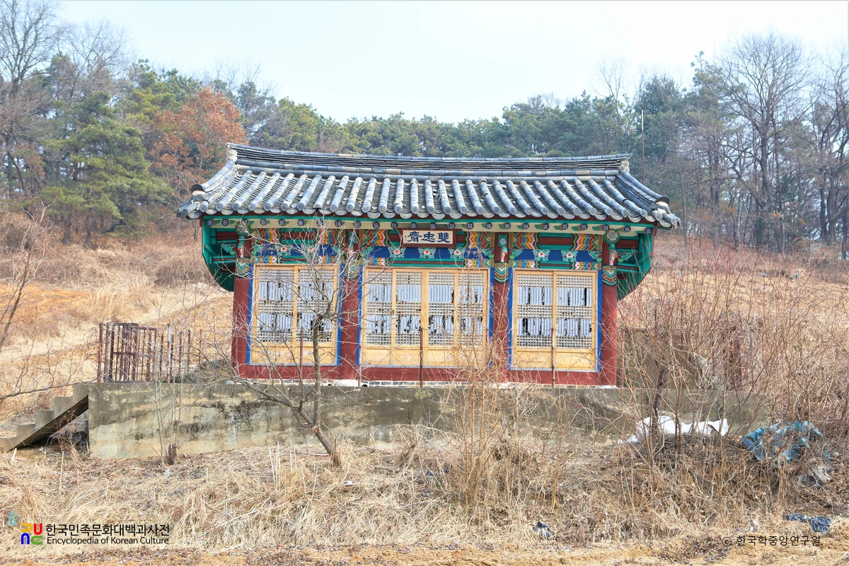 음성 어재연 어재순 묘소 쌍충재 정면