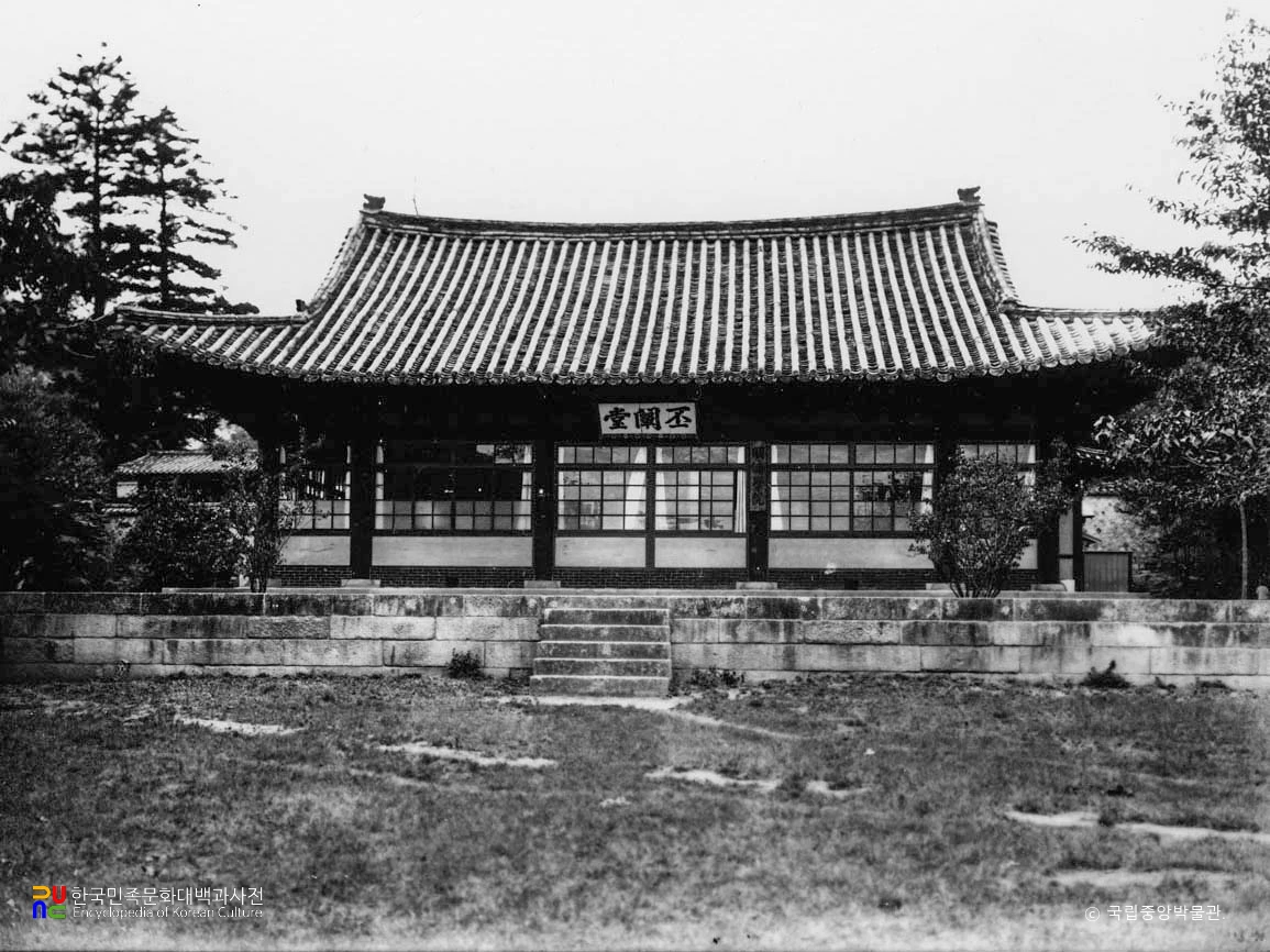 서울 성균관 비천당 정면