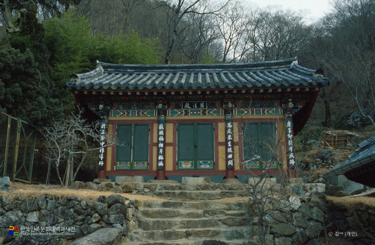 순천 천자암 정면