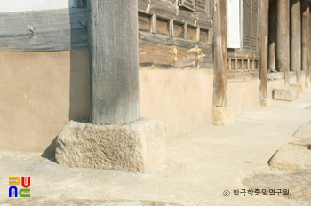 청풍 금병헌 / 주추