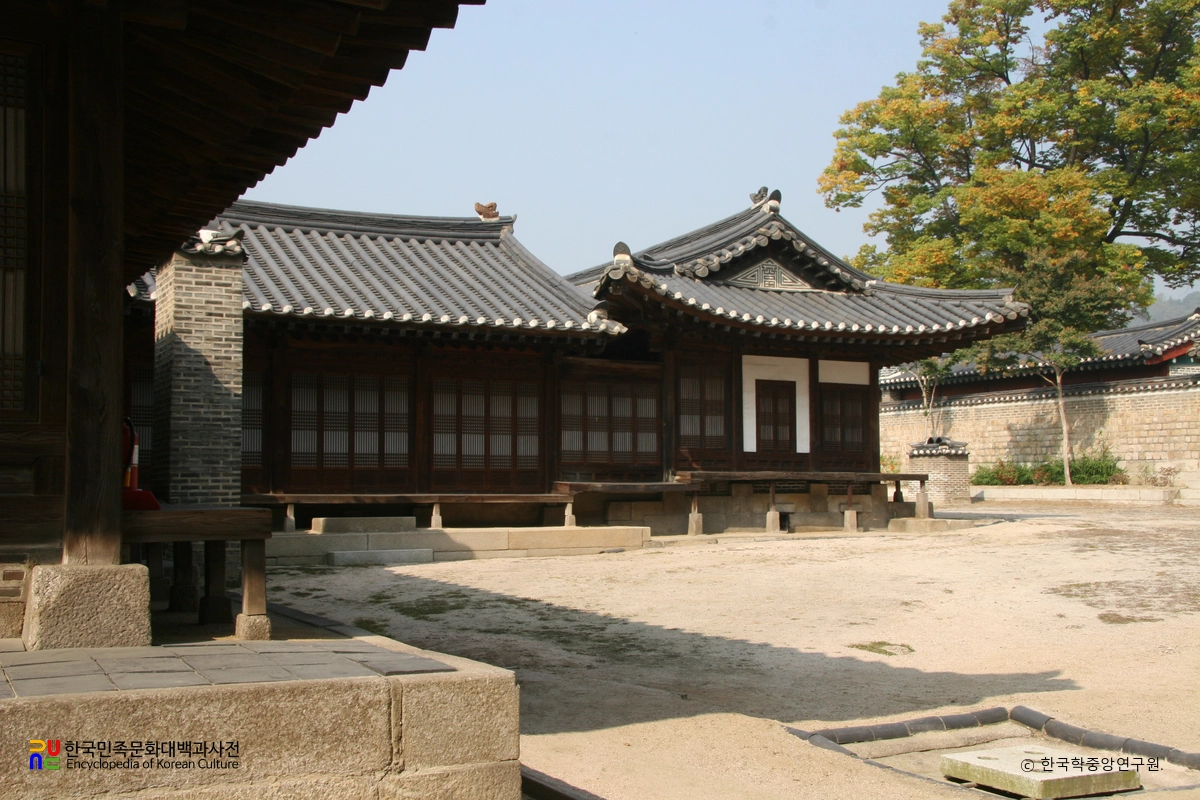 서울 육상궁 송죽재 뒷면