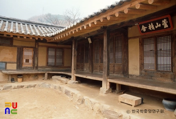 양평 이항로 선생 생가 내부