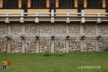 경주 불국사 가구식 슬롯 머신 후기 중 안양문 좌측 행랑 아래 슬롯 머신 후기