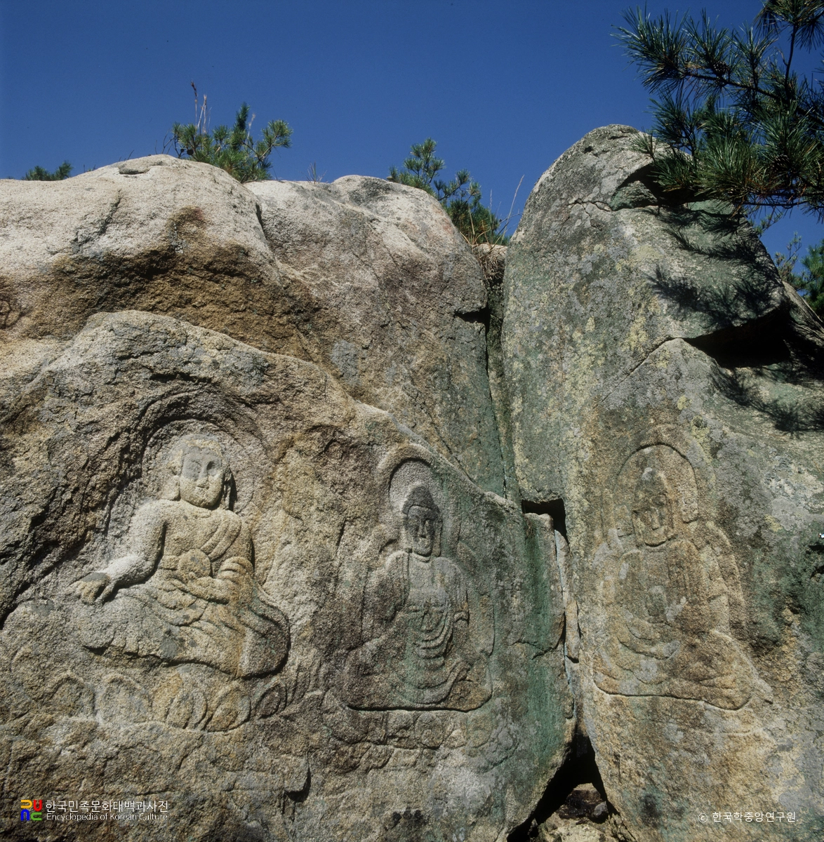 경주 배리 윤을곡 마애불 좌상