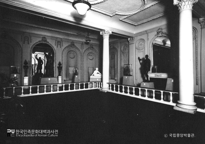 서울 덕수궁 내 근대일본미술진열관 전시실 내부
