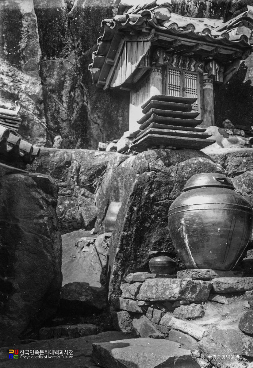 창녕 법화사 다층석탑 정측면