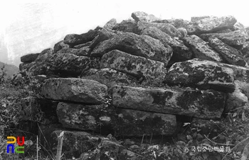 평북 위원 사장리 고분군