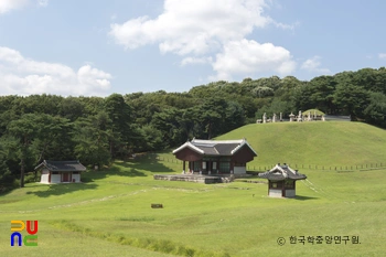 구리 동구릉 중 조선 선조와 의인왕후, 인목왕후 목릉 전경