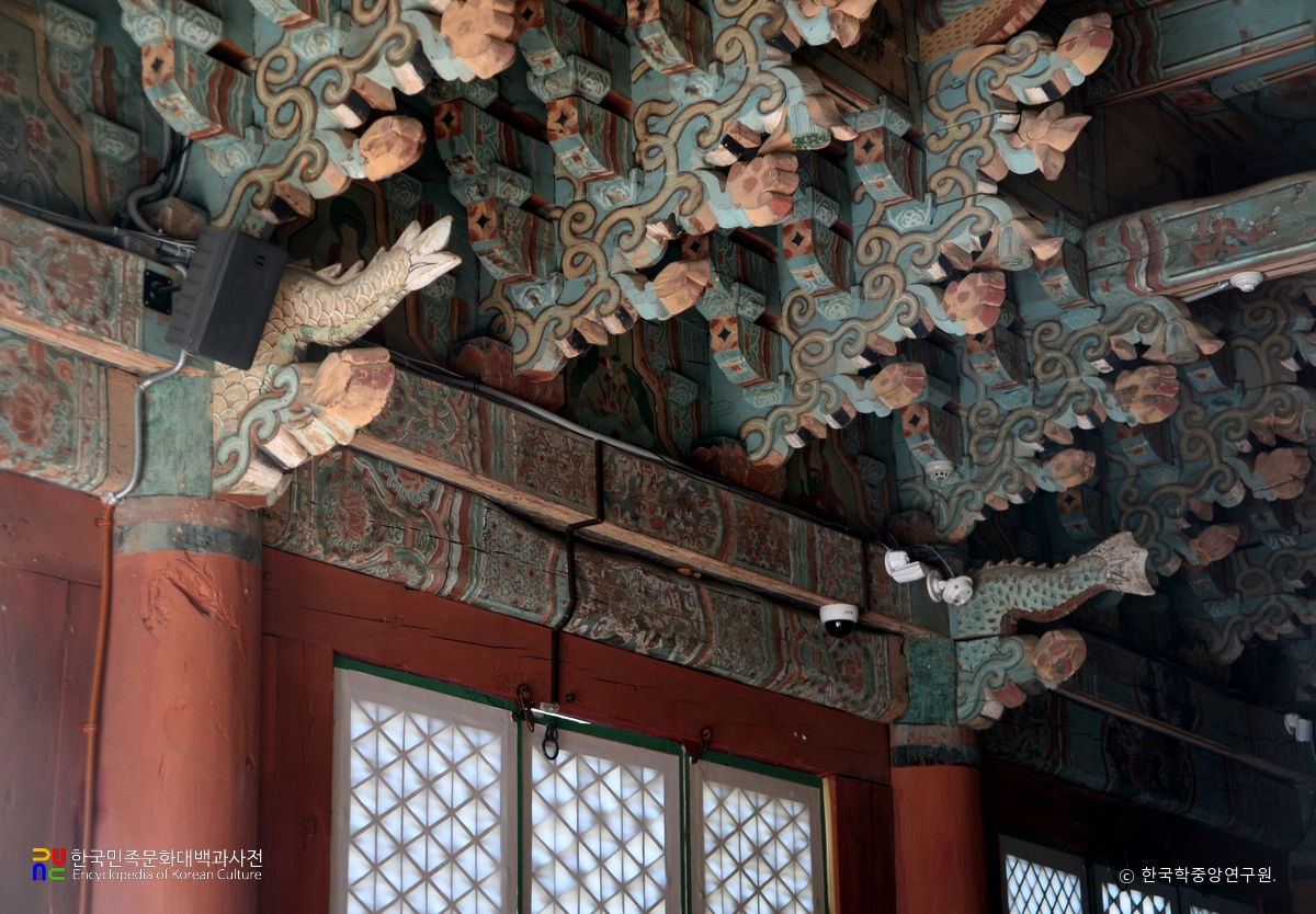 영광 불갑사 대웅전 공포