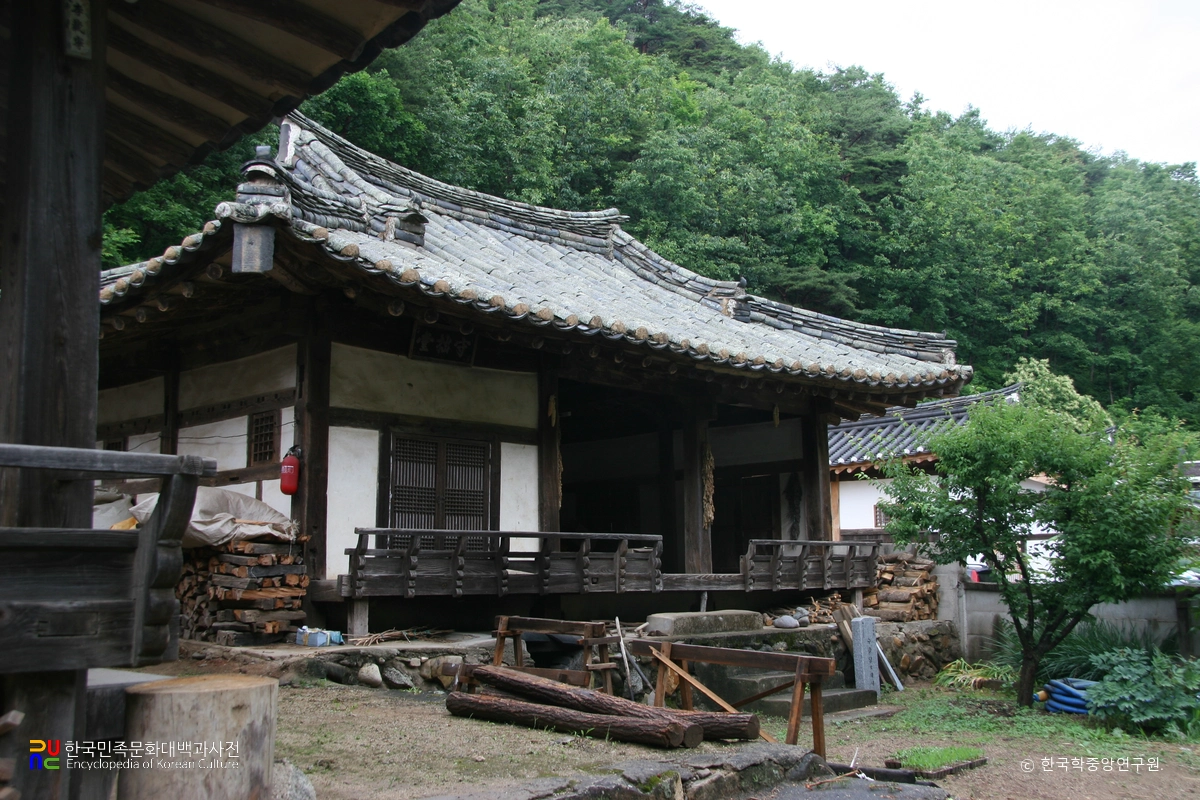수졸당 및 재사 / 수졸당