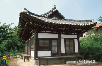 팔괘정