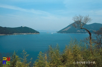 통영 한산도 이충무공 유적 수루에서 본 바다