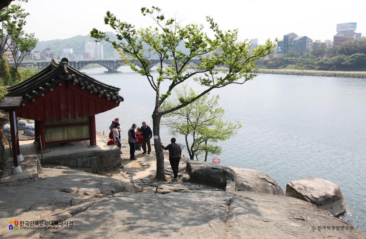 진주 의암 사적비